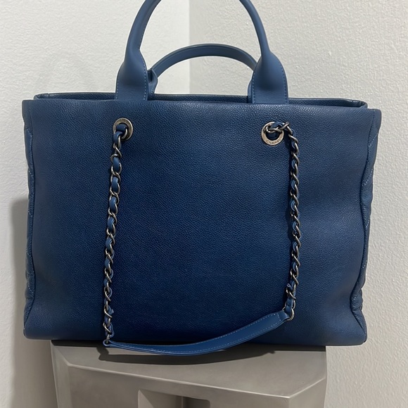 Two in one chanel tote with envelope to be use at night or during the day - Picture 11 of 14